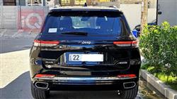 جیپ گراند شیرۆکی